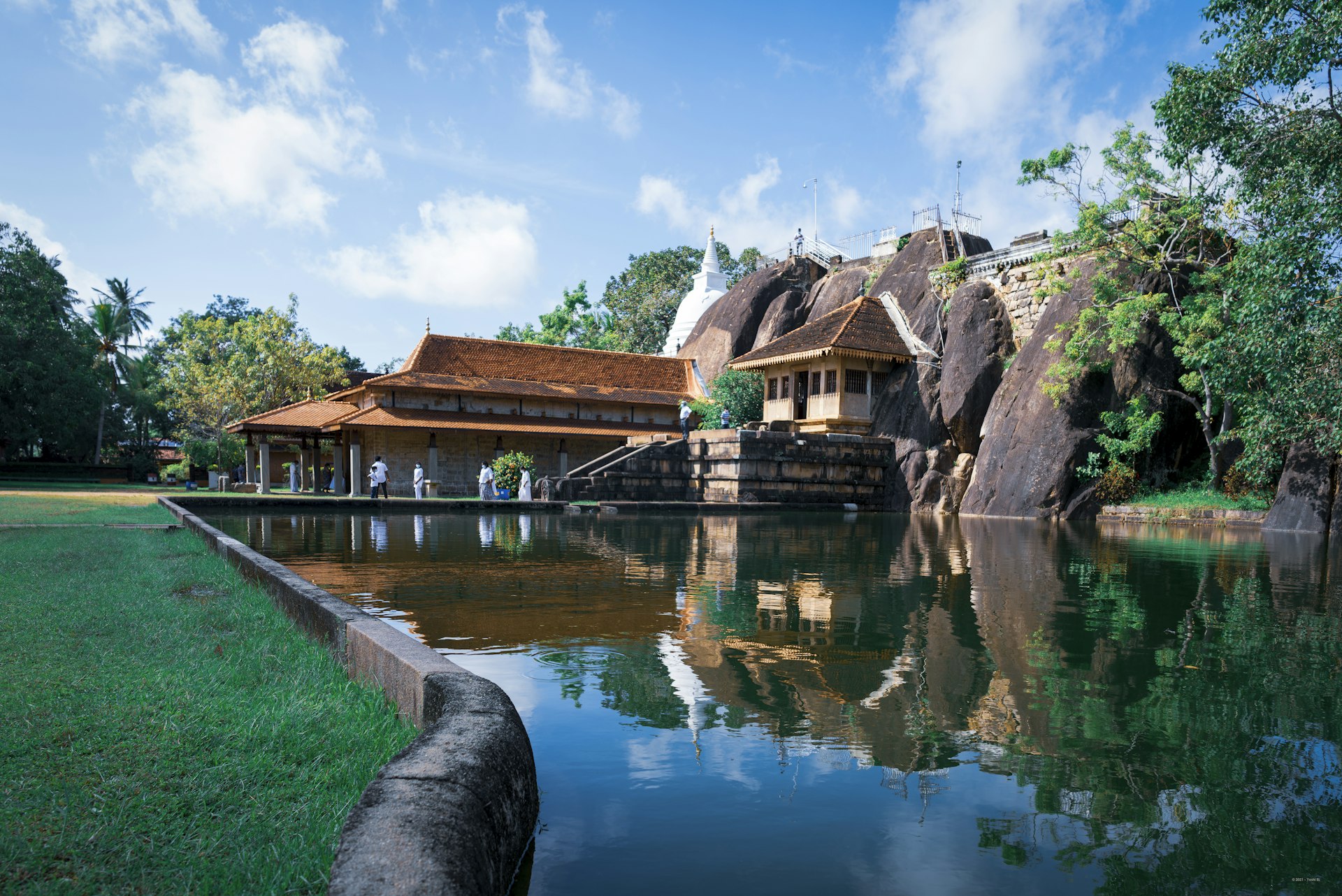 Sembuwatta Lake cover photo