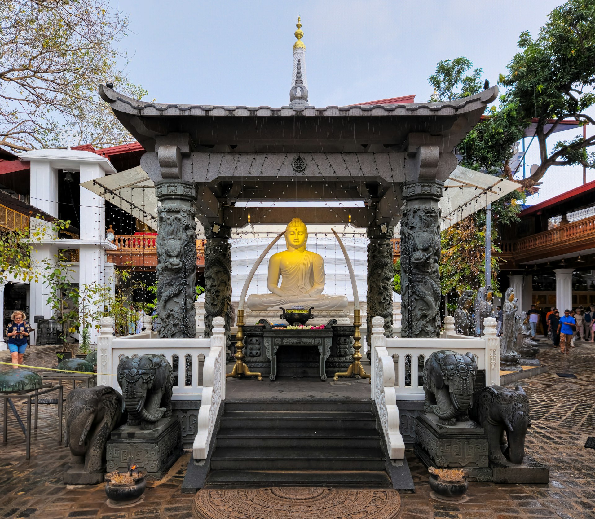 Gangaramaya Temple and Seema Malaka — Colombo Travel Guide cover illustration
