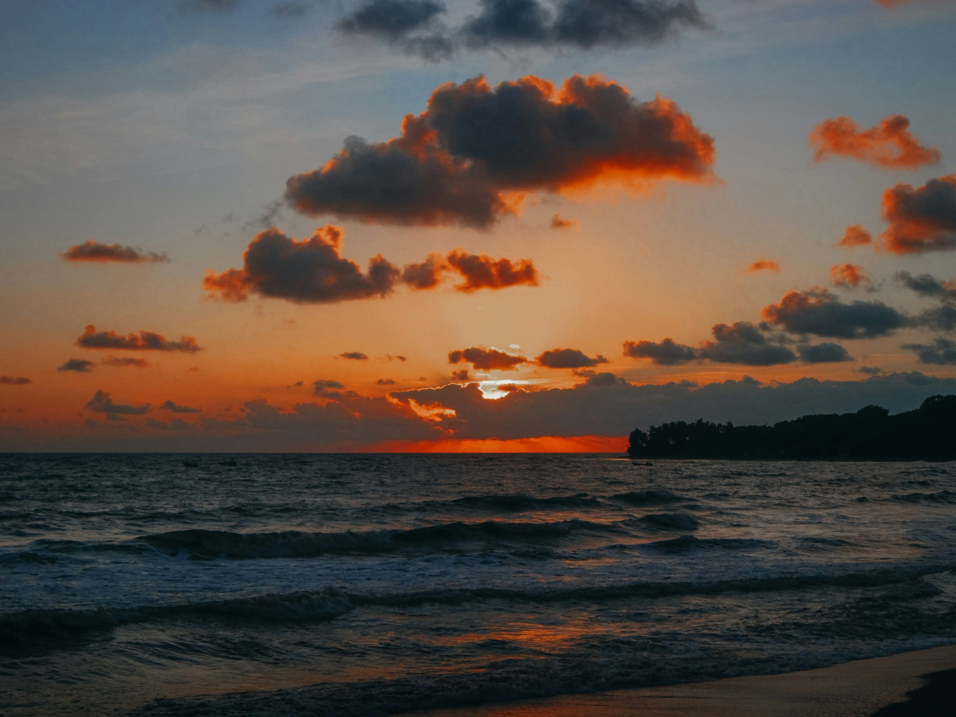 Mount Lavinia Beach cover photo